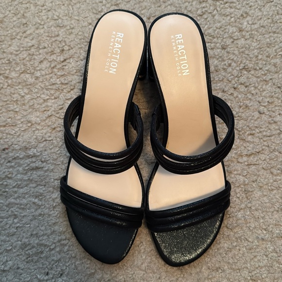 Reaction Kenneth Cole Avi Strappy Heel Size 10 Color Black Gold - Picture 1 of 9